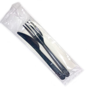 Komplet “3 črn”: vilica, nož, servieta (300 kos/pak)